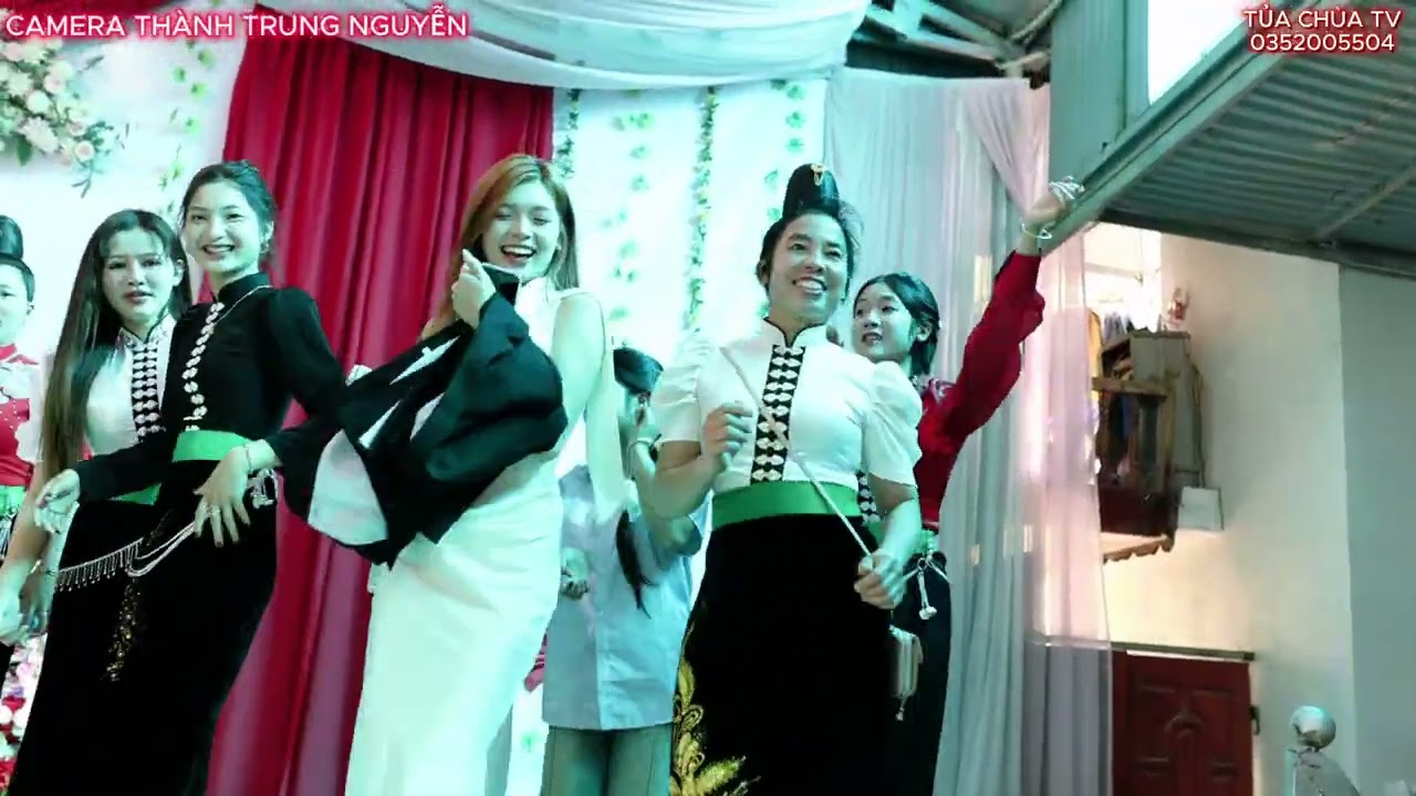 DANCE NHIỆT TÌNH TẠI LỄ THÀNH HÔN CỦA LÒ PHƯƠNG & PHƯƠNG THIÊN TẠI NH HOANTHẢO XÃ TỦA CHÙA ĐIỆN BIÊN
