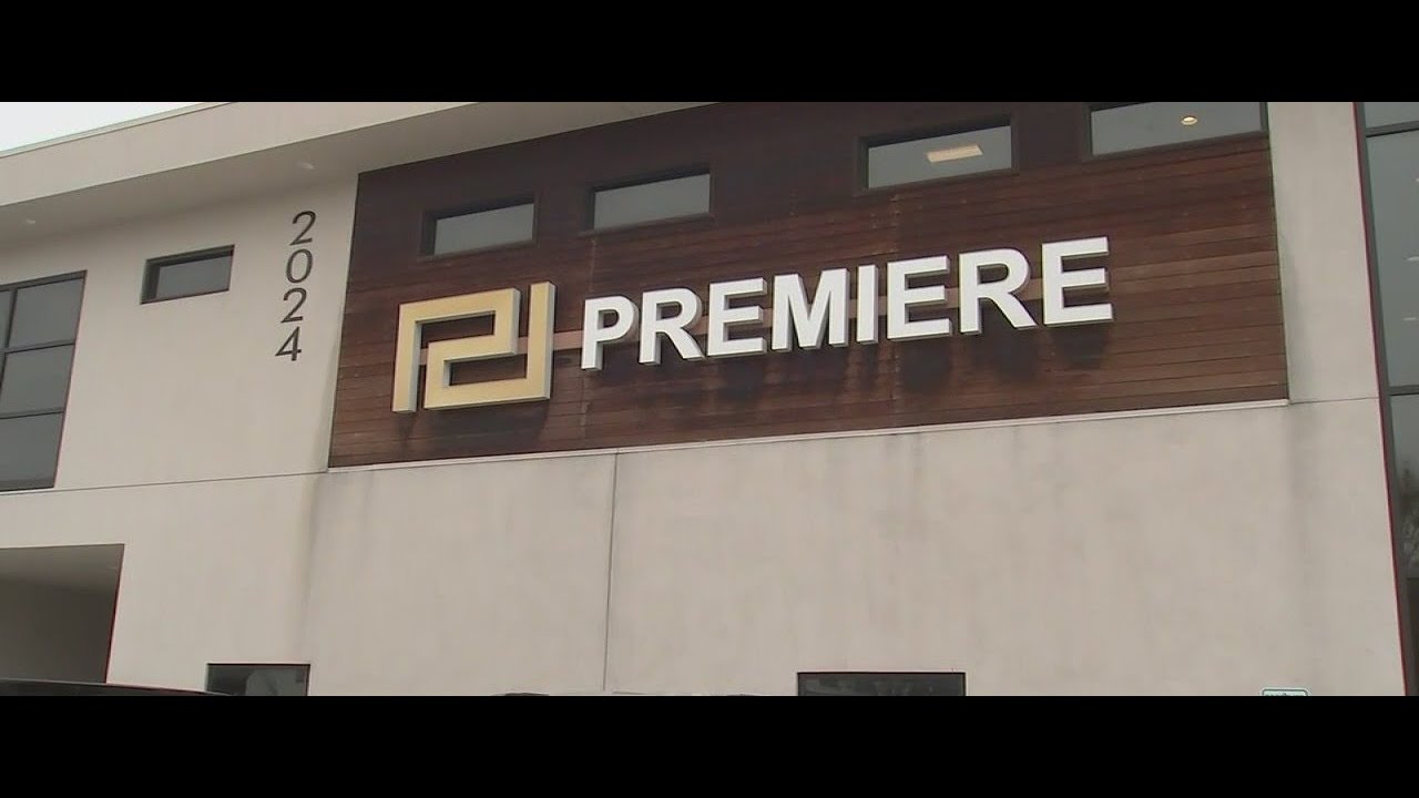 Celebs are traveling to Houston for award winning BBL plastic surgeon
