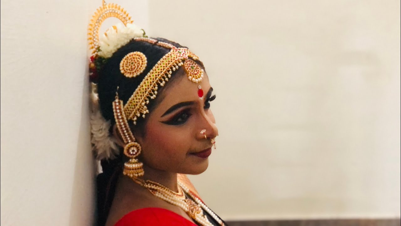 Indupushpam || Dance Performance || Arrya Suresh