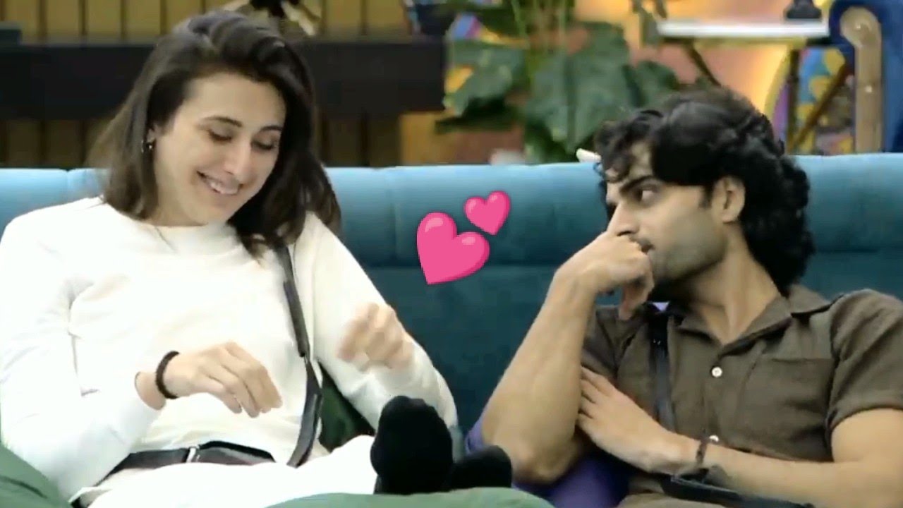 Wajeha Aqeel cute conversation 🥰 wajeha aqeel ko paratha banana sikhate hue part1 tamasha 3 uncut ep