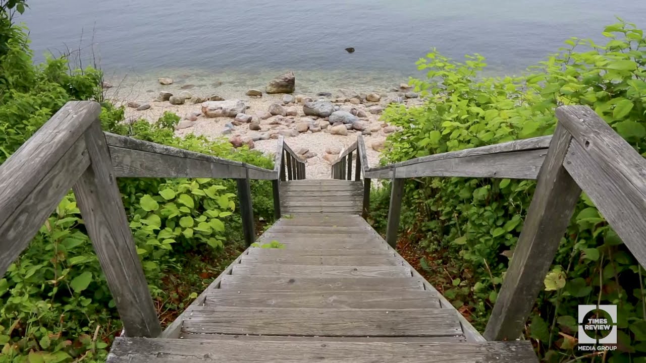 One Minute on the North Fork: An afternoon at 67 Steps Beach