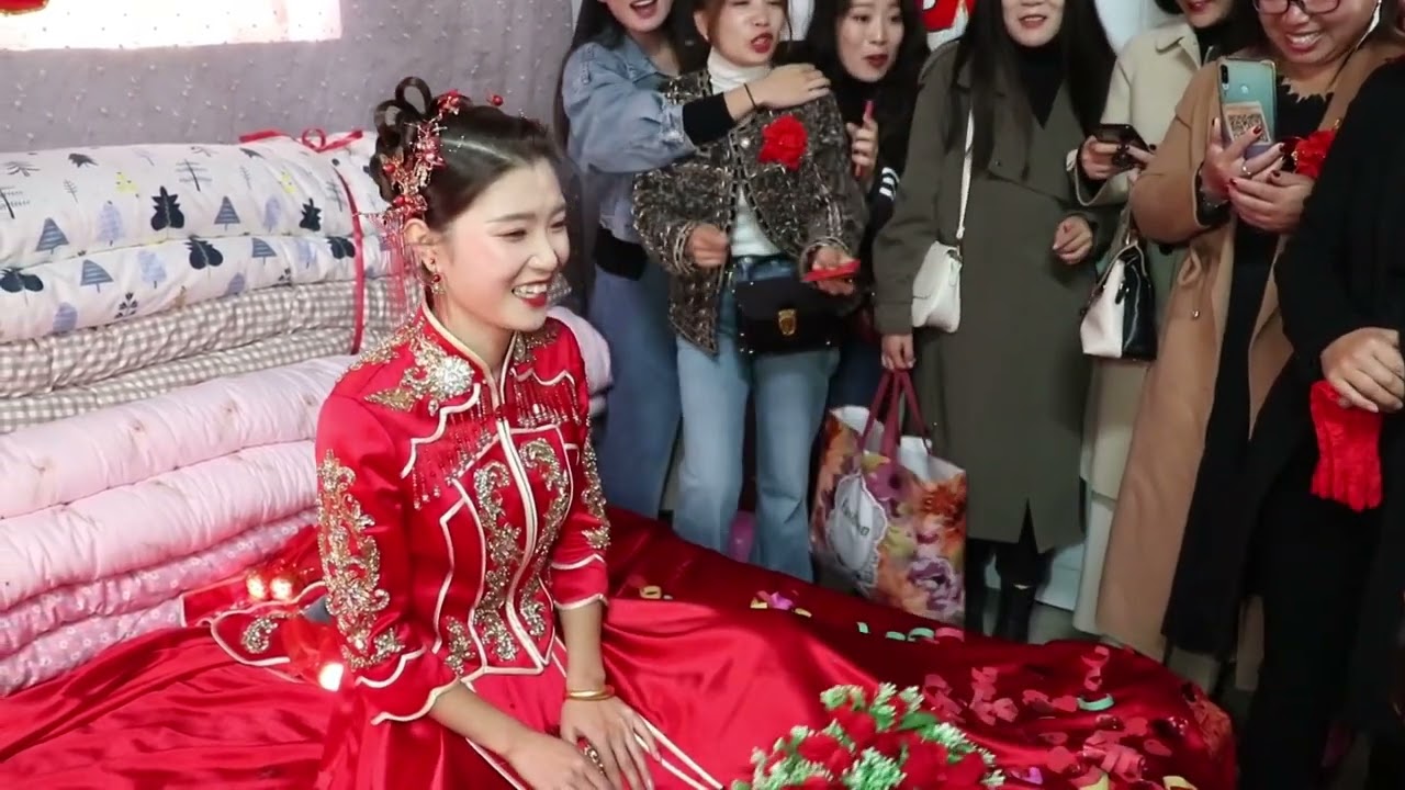 女方临时加彩礼，和男方僵持不下，现场极度尴尬