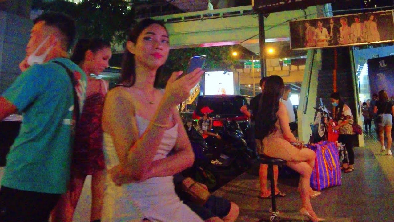【🇹🇭4K】Бангкок, Таиланд | Ночная прогулка в районе Сукхумвит Нана | февраль 2022 г.