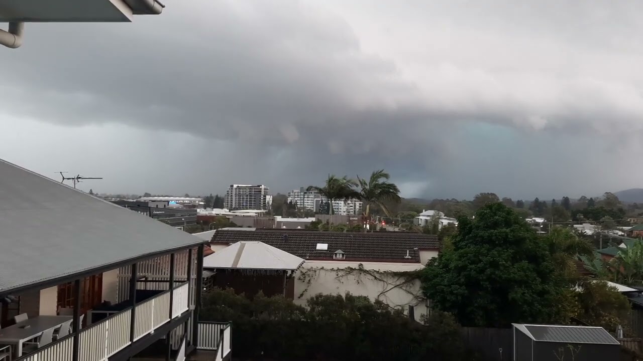 26/10/2025 Storm in Brisbane, Australia 1