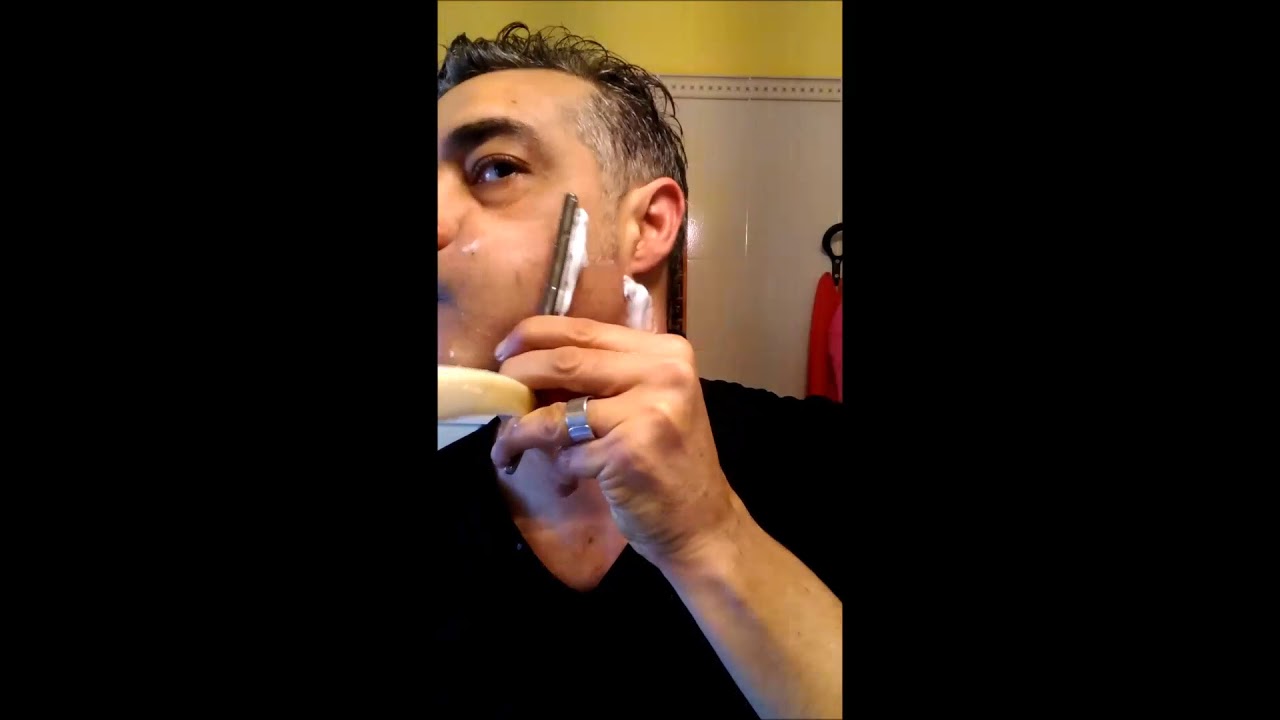 Shaving with Koraat Knives Razor and Sandalwood mix  Taylor & Proraso