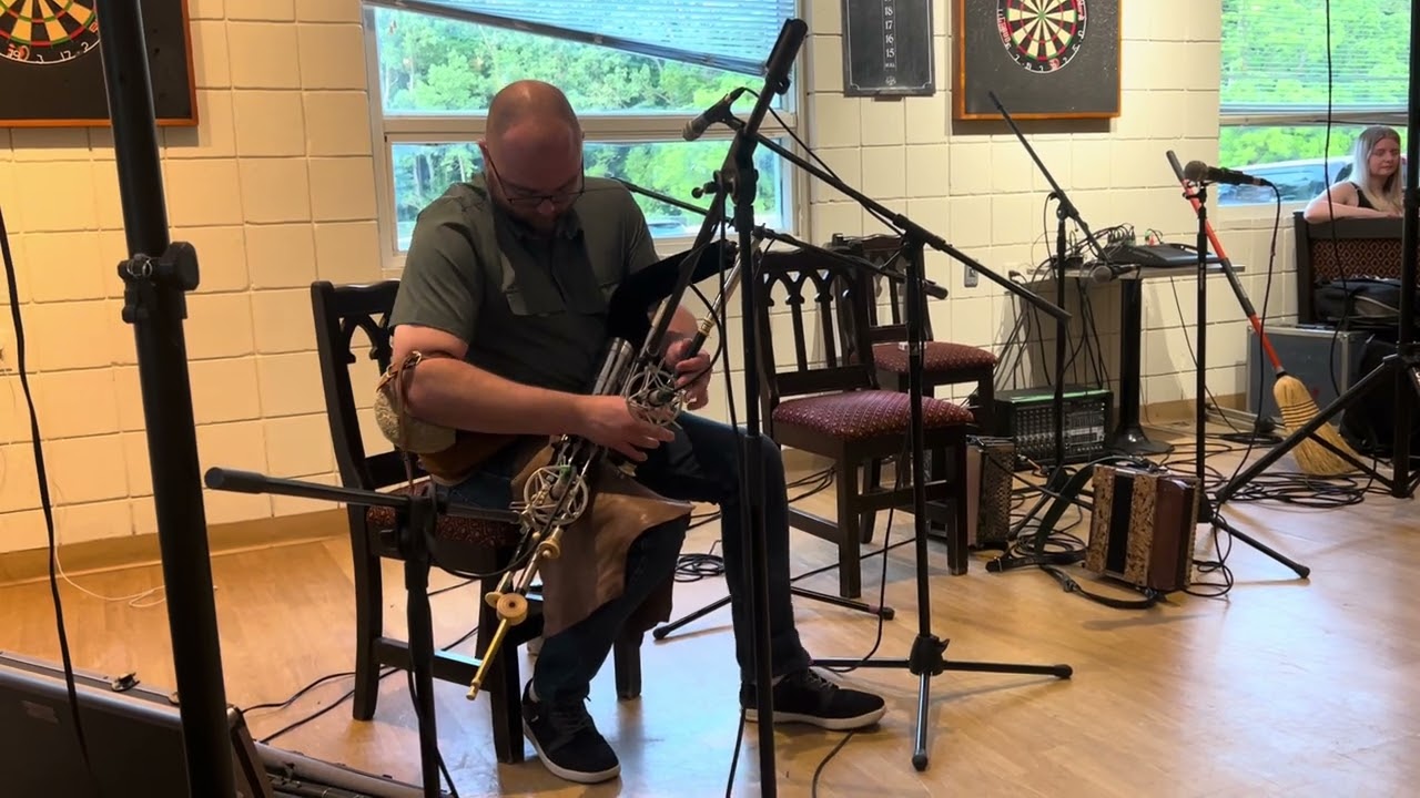 Seán Gavin - Uilleann Pipes