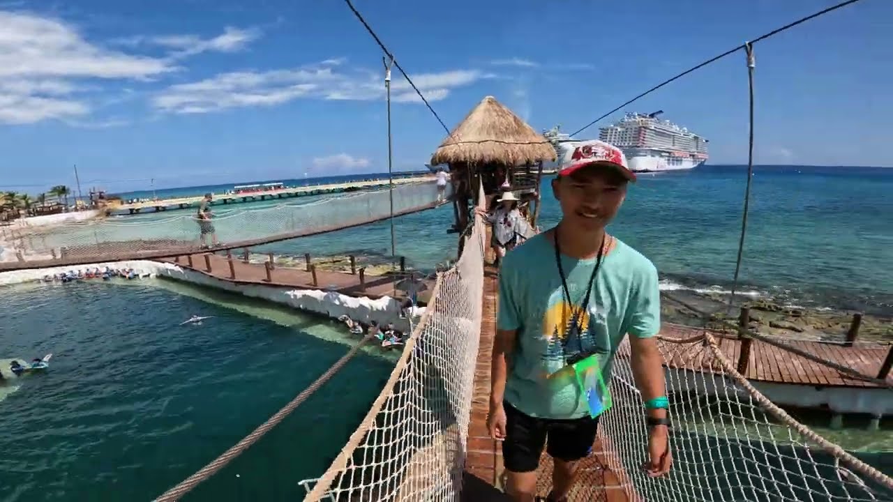 Royal Caribbean Voyager of the Seas Day 2 - Costa Maya