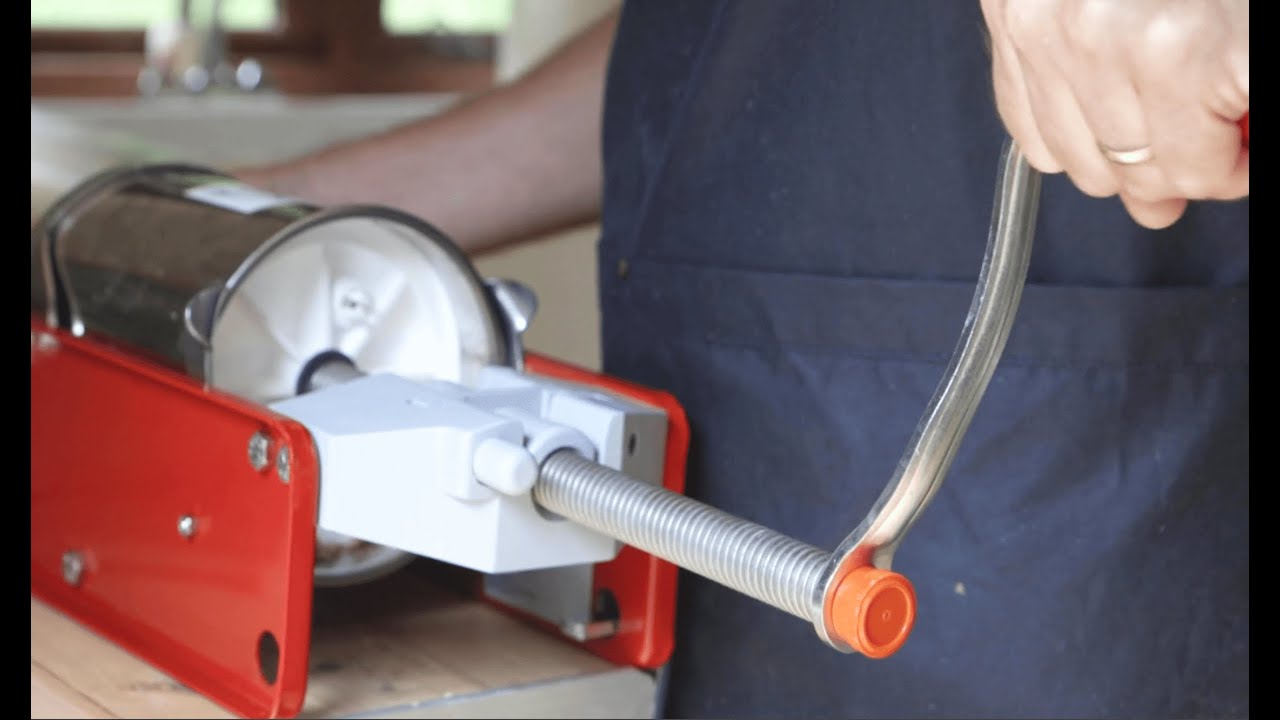 Making Sausages with the TreSpade Minnie Plus Sausage Stuffer