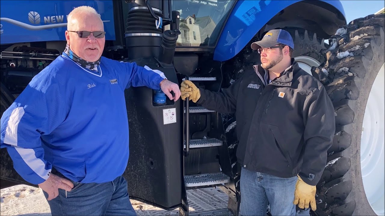 BRAND NEW New Holland T8 with PLM Intelligence Tractor
