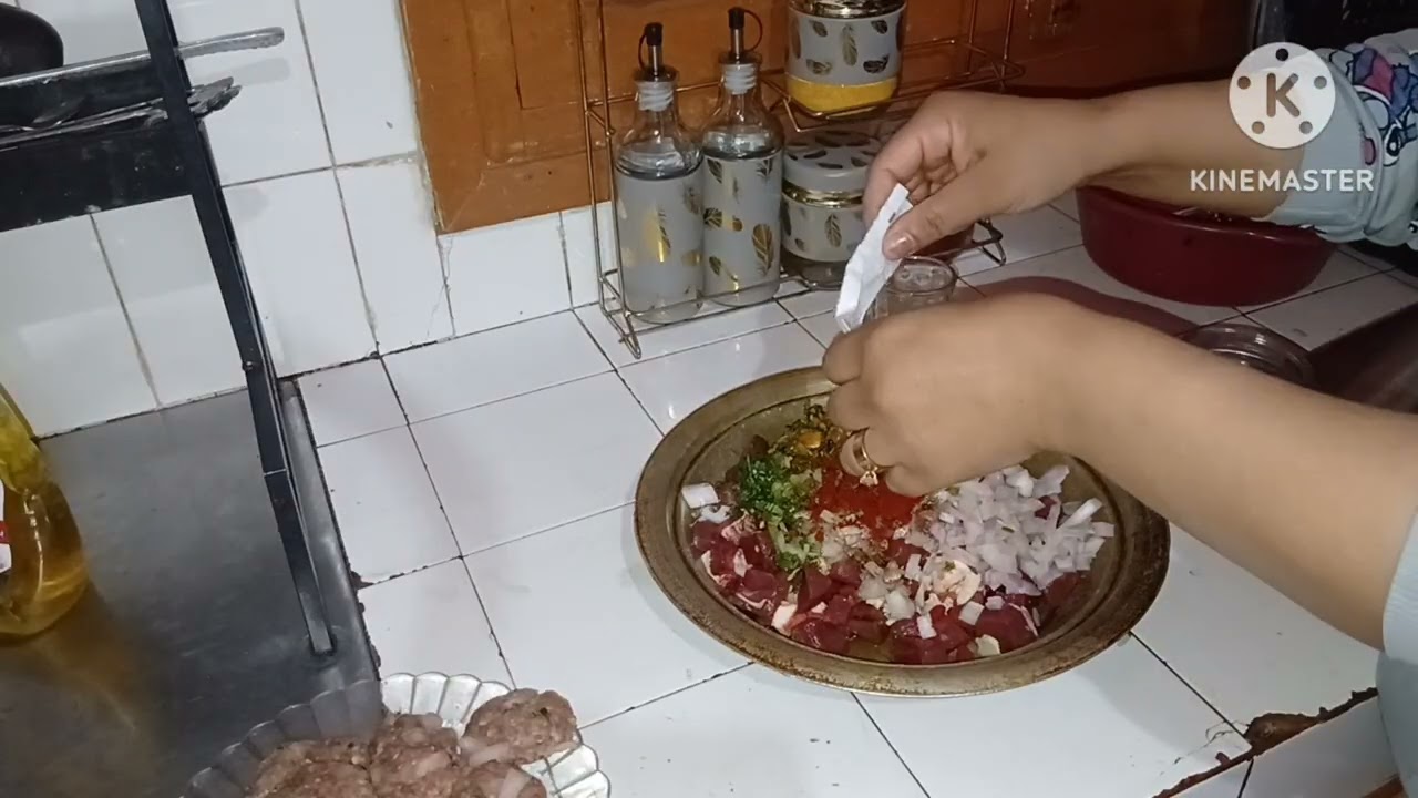 أفضل طريقة لطهي لحم القلب مع الكفتة.. مذاق لا يقاوم وسر الصوص الخطير!