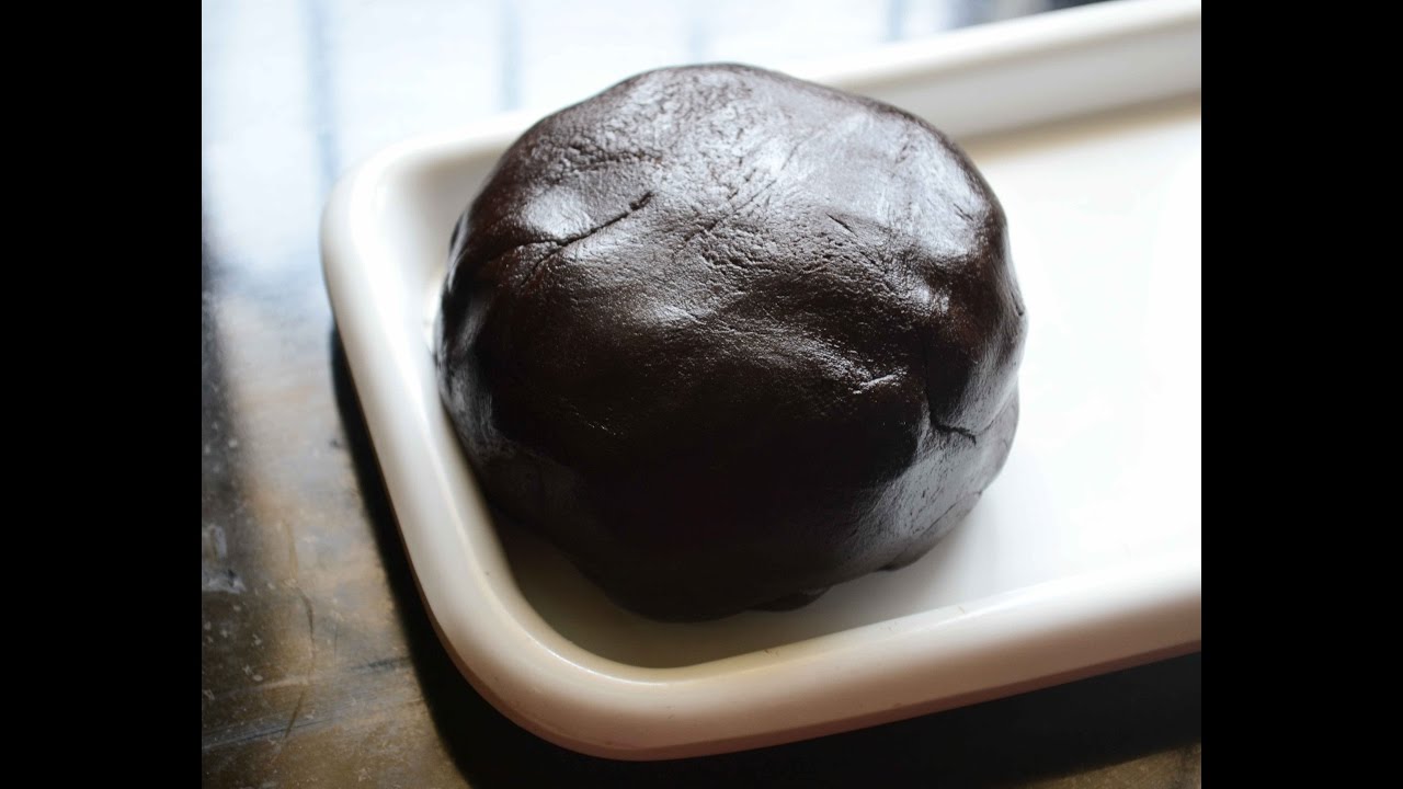 How To Make Dark Modelling Chocolate - Candy Clay recipe