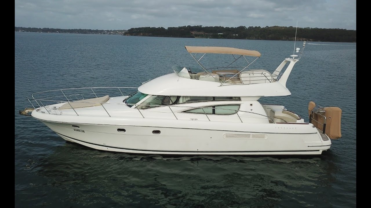 Jeanneau Prestige 46 Flybridge Cruiser - Walkthrough