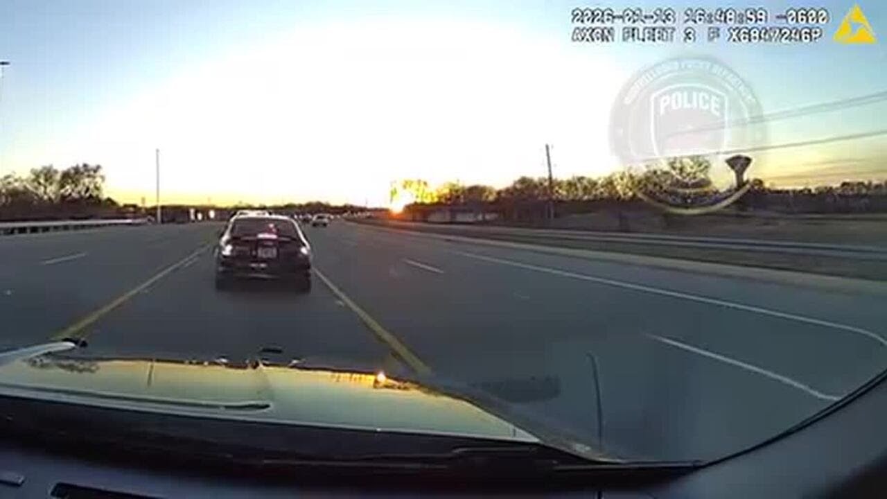 Video: Nearly 30 vehicles spotted running red lights across Murfreesboro