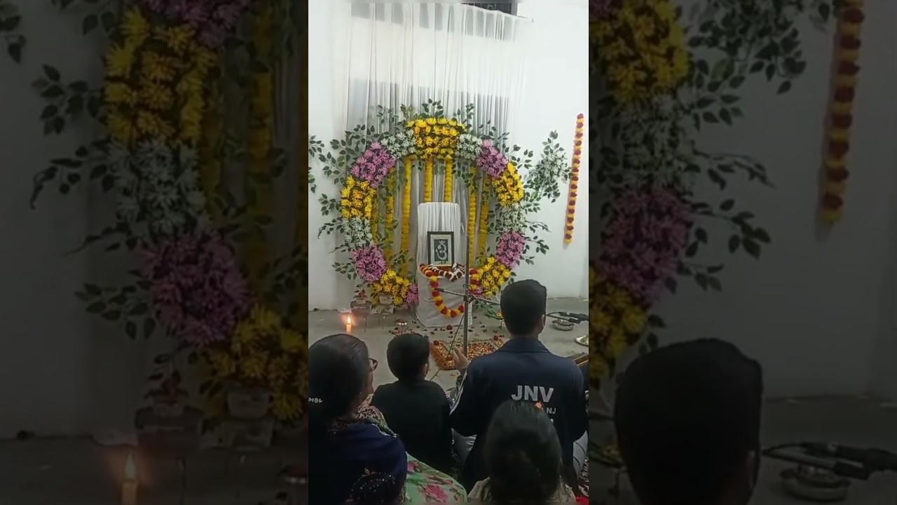 Ajka amadr  barit ta chilo sokla upasona ar raatra kriton tar kichu muhurto tomadar ka share korlm