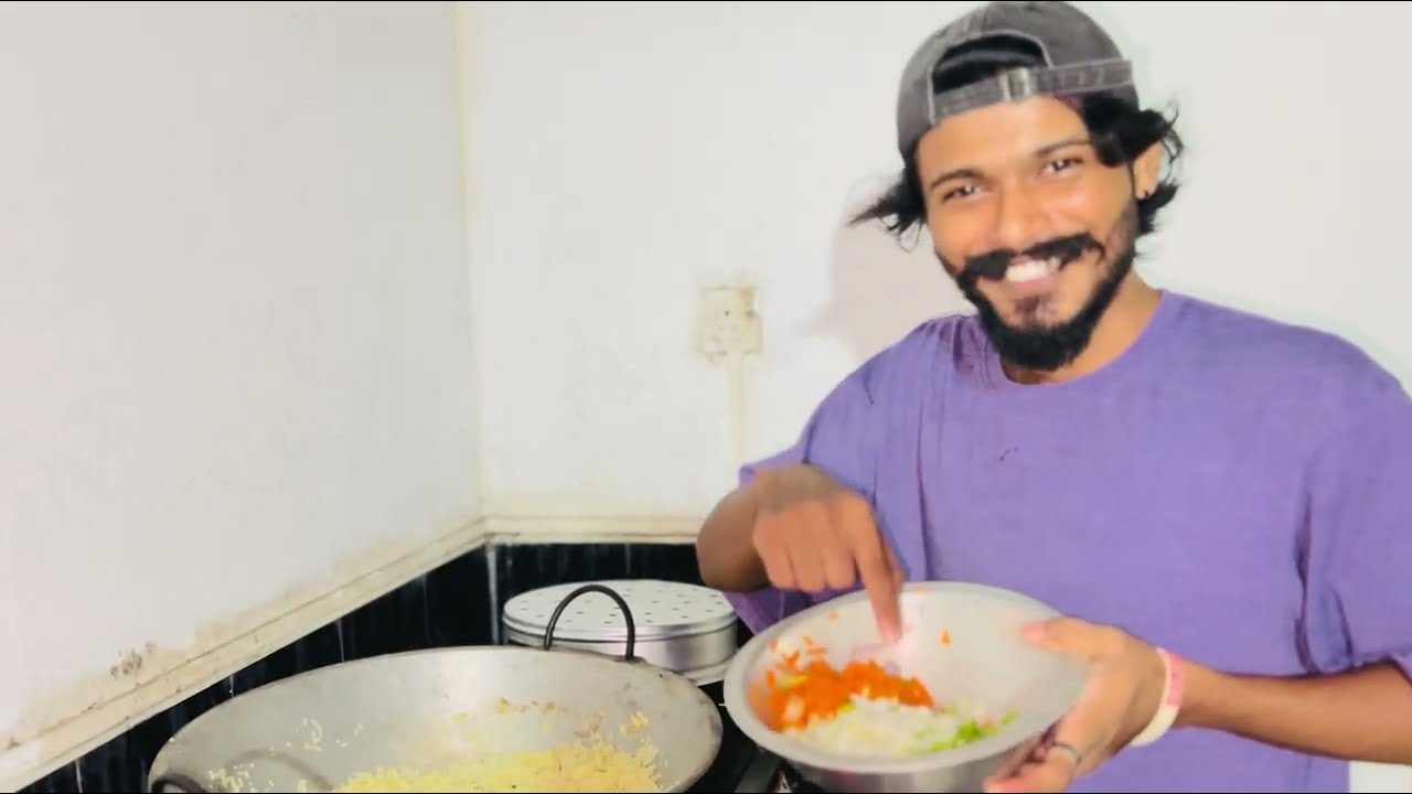 වැස්ස දවසක් 🌧️ | Fried Rice ,Chiken ඩෙවල් හැදුවා 🤤🍗🍛