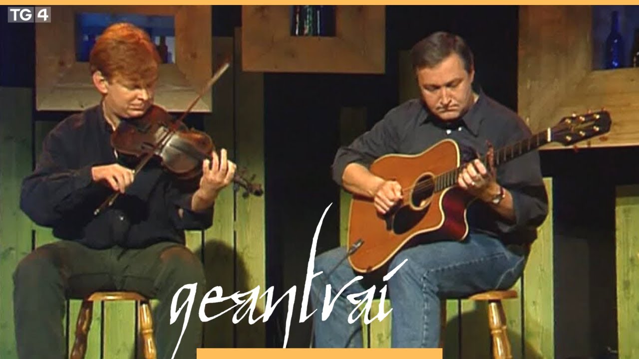 Seán Smyth & Kevin Hough | Amharclann An Mall, Tuaim | Geantraí 1997 | TG4