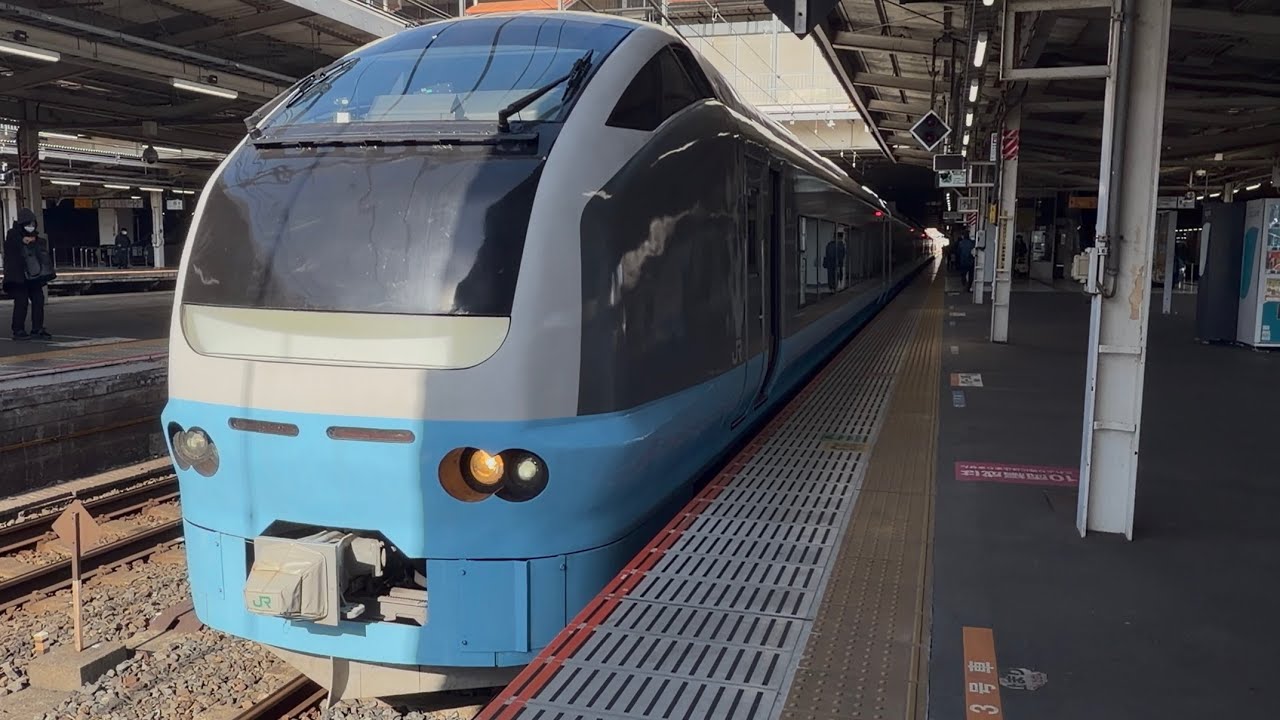【4K高画質】【遂に運用復帰！】E653系1000番台ｶﾂK71編成（フレッシュひたち風水色塗装）が臨時特急成田山初詣群馬号成田行きとして空笛混じりのMH鳴らして大宮駅7番線発車！2026.1.17