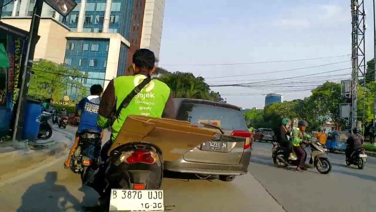 Vidio sore ini muter muter aja ya brica AE3C