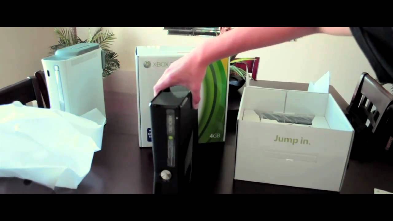 Xbox 360 4GB Slim Console (Unboxing)
