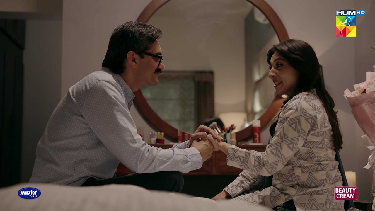 Pregnant Hone Ki Khushi Mein Ghar Mere Naam Karo Ge..?  #muamma #sabaqamar - HUM TV