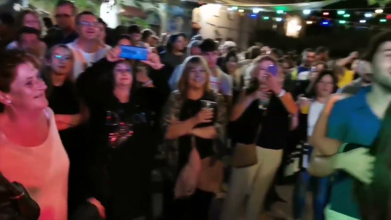 Malague&ntilde;as de Segura y m&uacute;sica de tuna en la verbena de R&iacute;o Madera