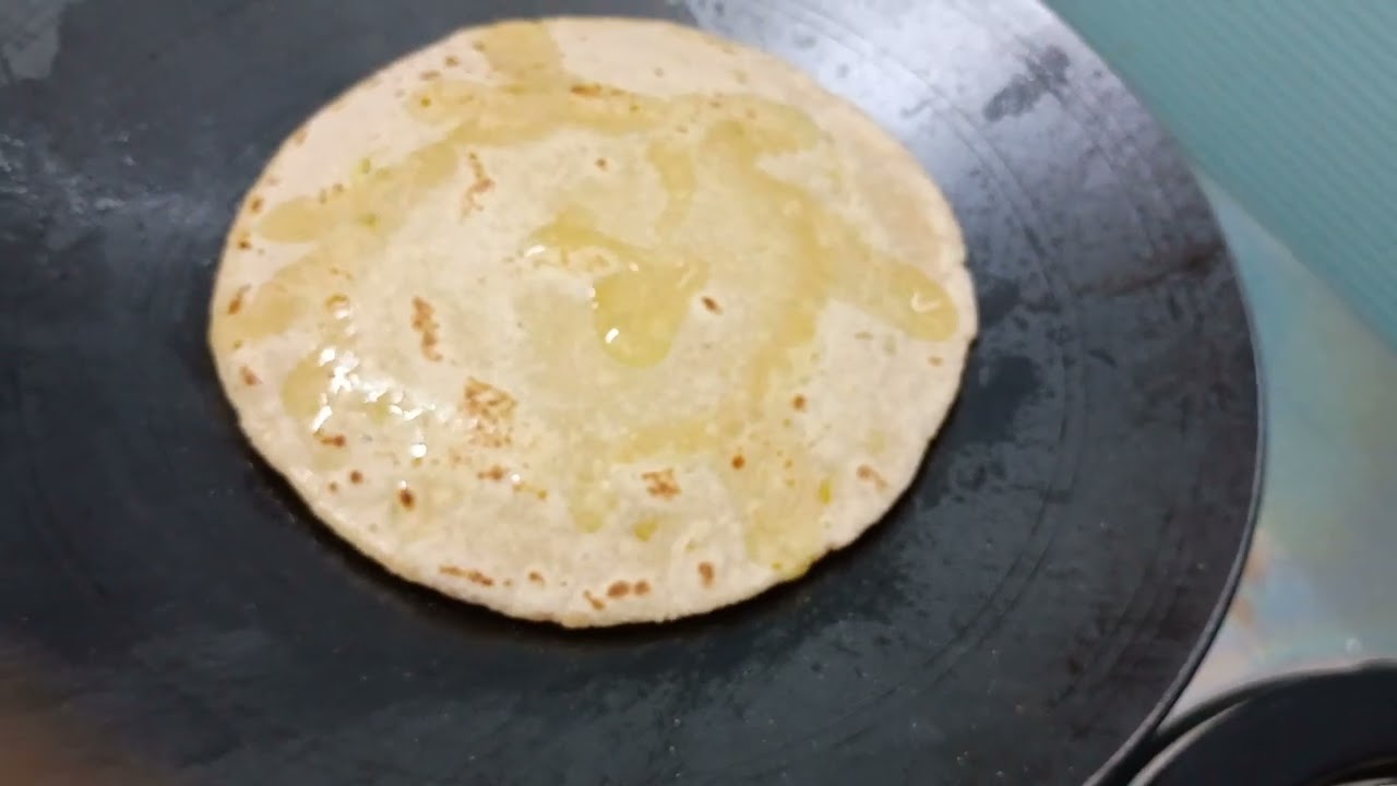#A #Chana #Daal #Aaloo #Paratha Withn#Buttery #Soup. 🌱
