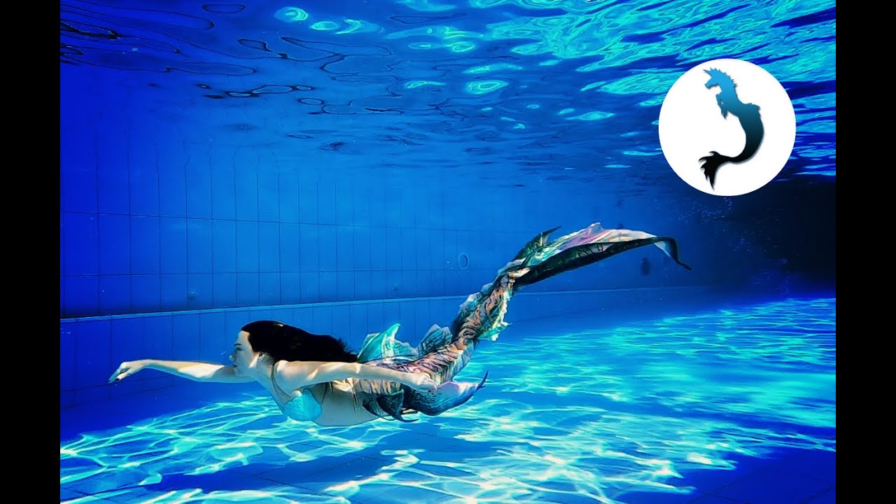 FIRST SWIM IN NAYADE TAIL BY MERMAID NEREID TAILS