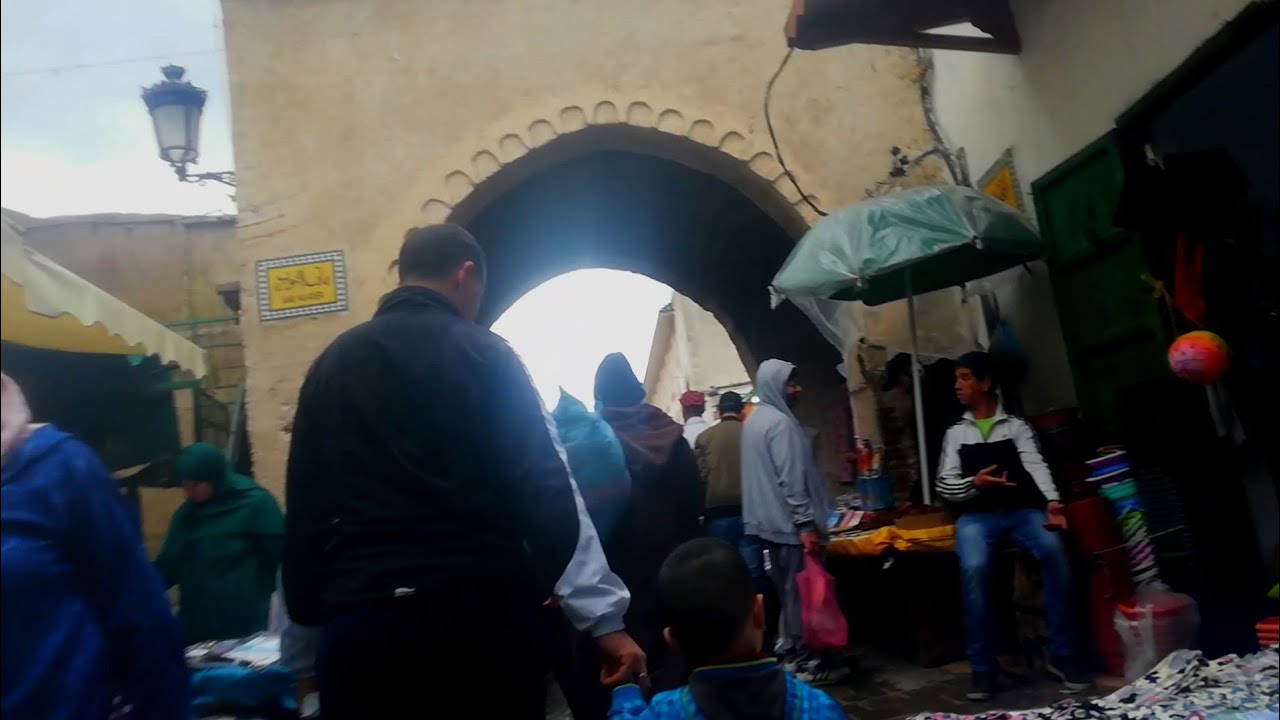 ملابس قديمة xatara النيارين ،العيون ،باب النوادر ، سوق السعيدية.  / tetouan maroc med_med