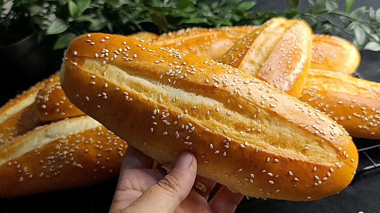 خبز الساندويش📍 والبرجر بعجين قطني خفيف للمالح والحلو يبقى رطب مدة طويلة 