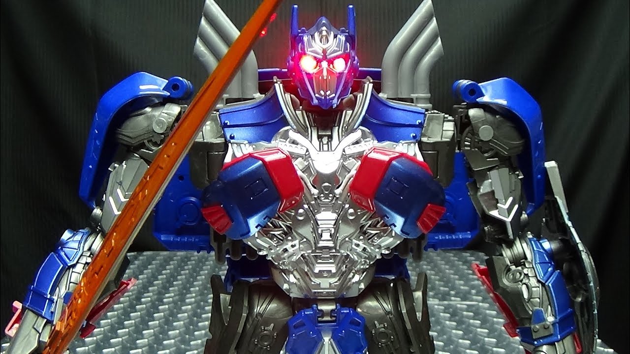 KO Upscaled The Last Knight OPTIMUS PRIME: EmGo's Transformers Reviews N' Stuff
