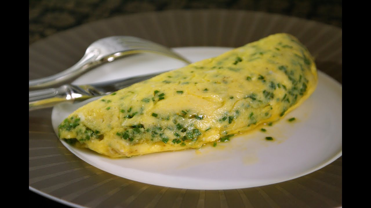Omelette roulée aux fines herbes