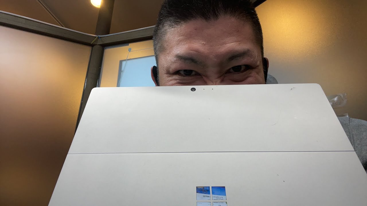 大阪淀屋橋 Surface Pro 5 起動しないバッテリー交換修理
