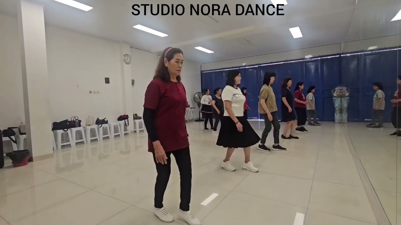 Beautiful Sunday (Cha Cha Mix) - Line Dance Choreo Katarina Sherina (INA) & Helma Nur (INA)