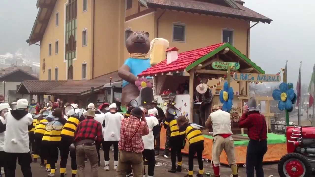 Carro Val Rendena - Il Porco Naturale - Carnevale di Spiazzo 19/02/2012 Video 1