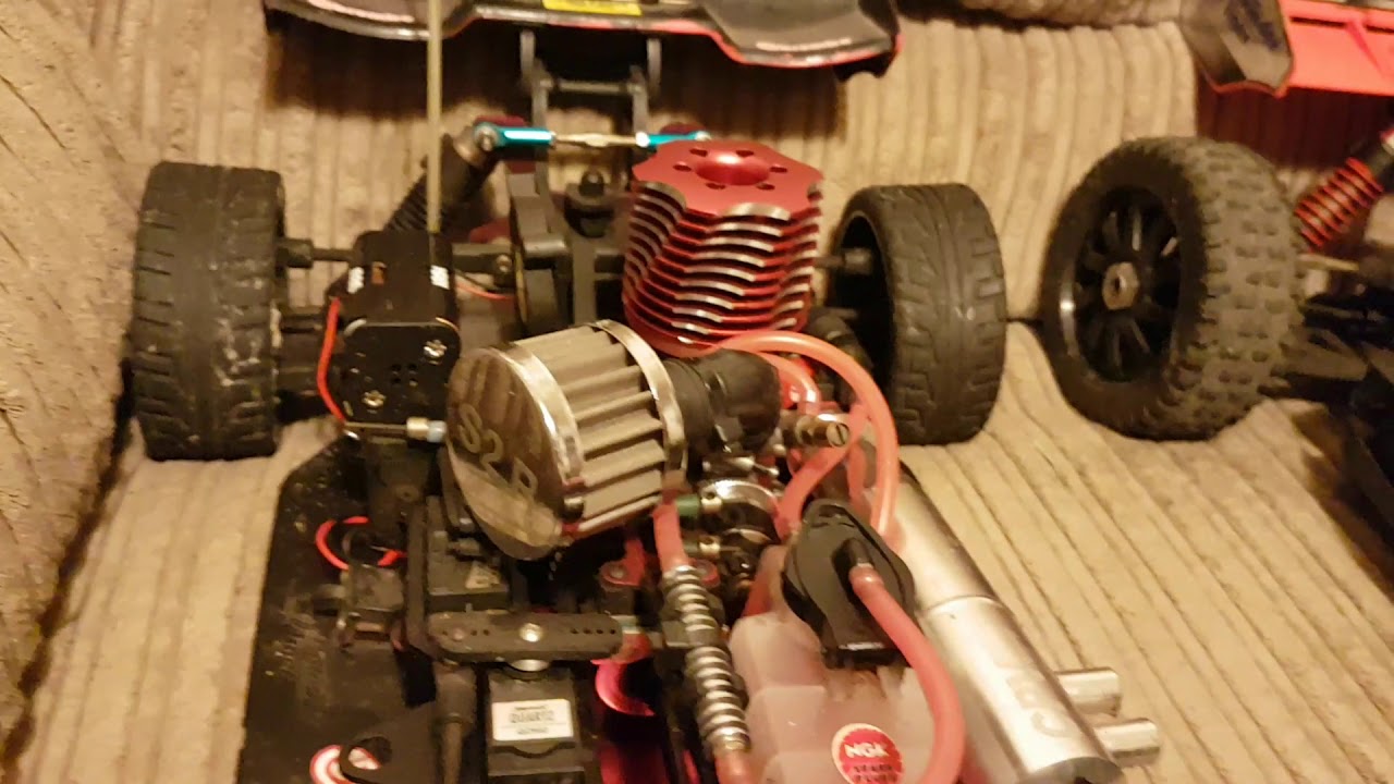 Thunder Tiger EB4 S2 vs EB4 S3 comparison.