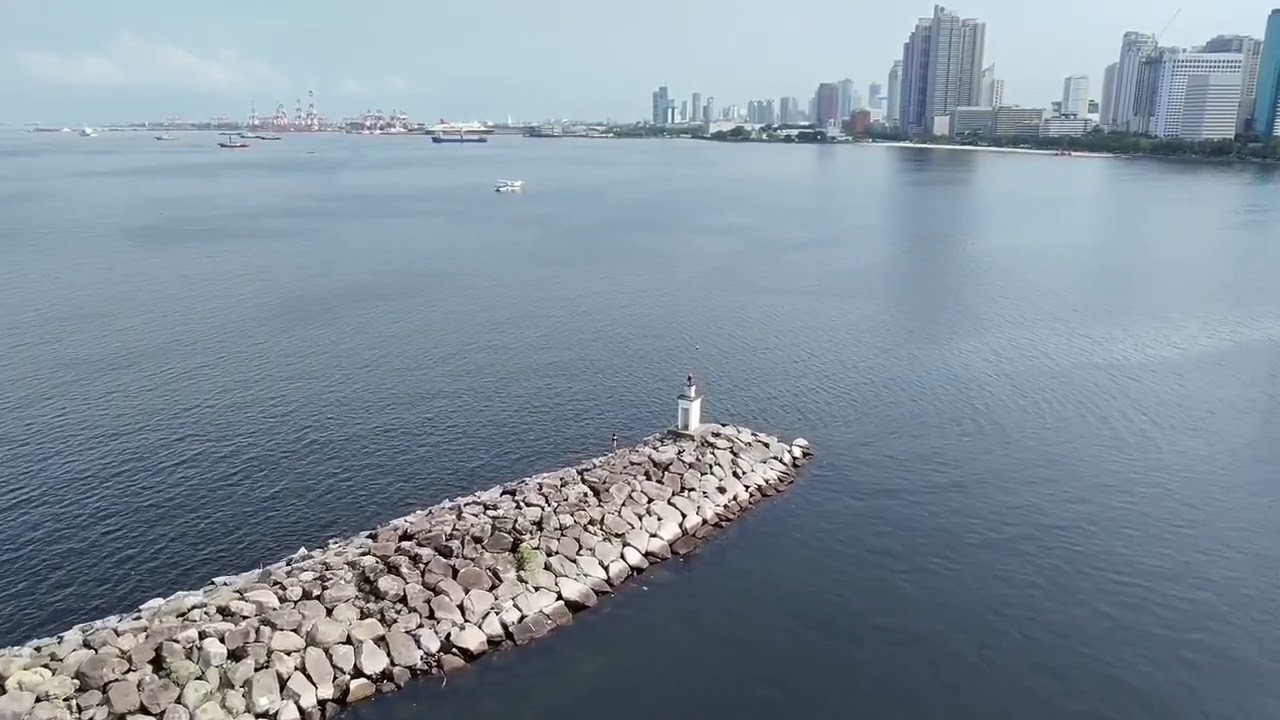 DJI neo @ Manila yacht club break water