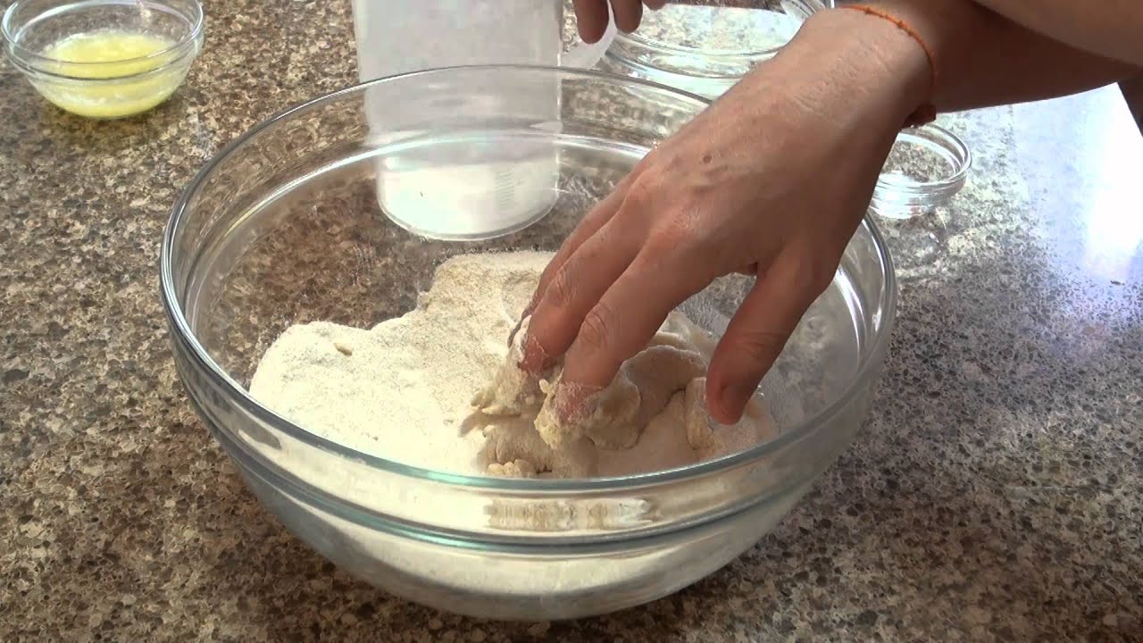 אלו פראטה - לחם הודי במילוי תפוחי אדמה: מבשלים עם ונו