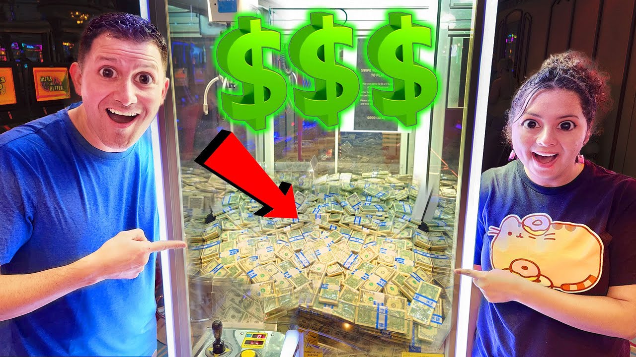 Can you believe there is a Cash Crane Machine!?