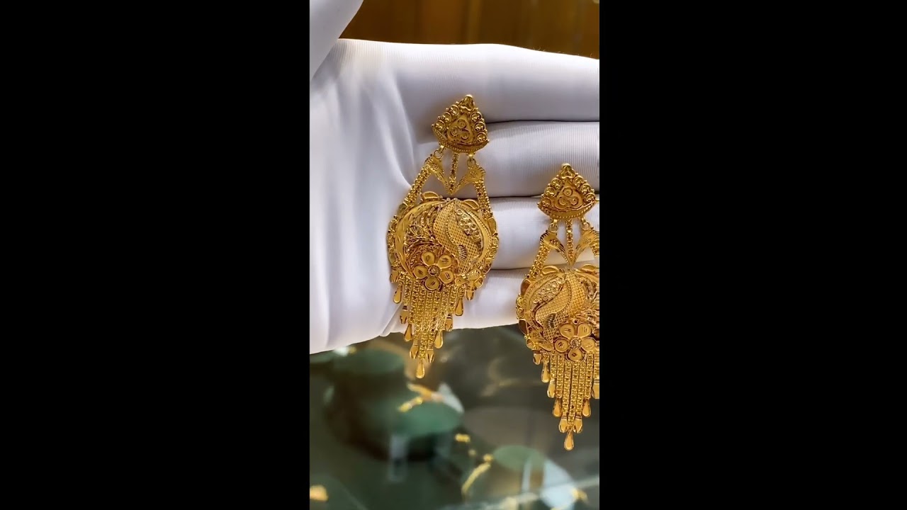 desyner gold earrings #gold #jewellery #goldjewellers #jhala #fashion#trend#youtubeshorts