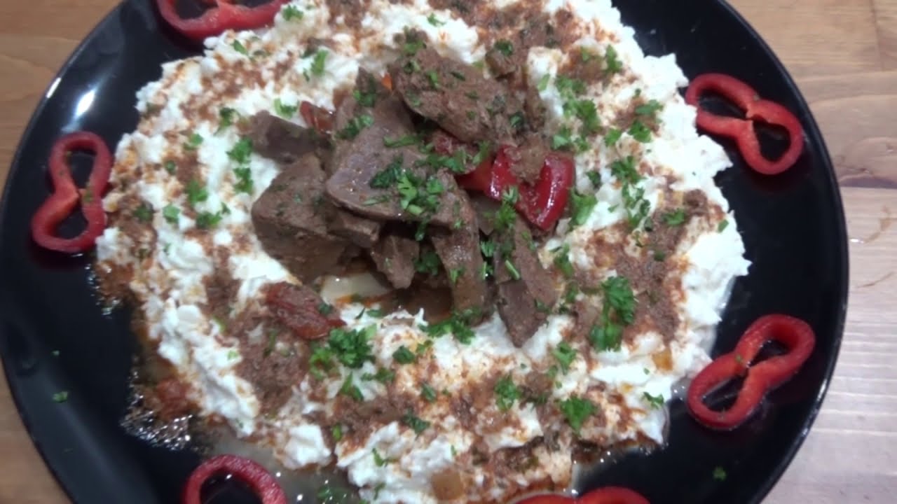 Grilled pork liver with chopped celery in a heavy cream sauceiver - ketogen friendly meals