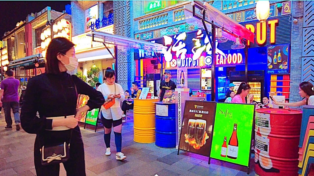 【4K】广州漫步，夜逛珠江新城人气美食街-天德街。Walking in Guangzhou, Food Street - Tiande Street