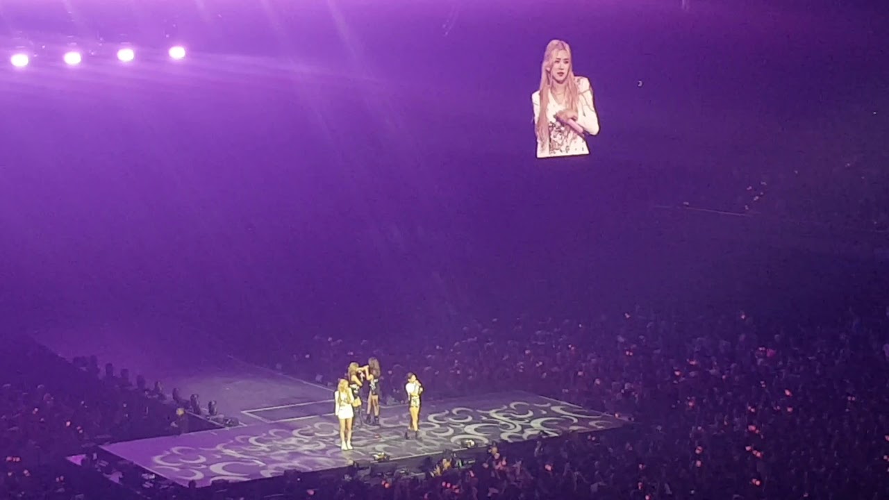 BLACKPINK TALKING TO FANS @ SYDNEY AUSTRALIA