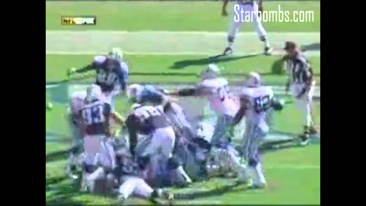 Albert Haynesworth Stomps on Andre Gurode's Face