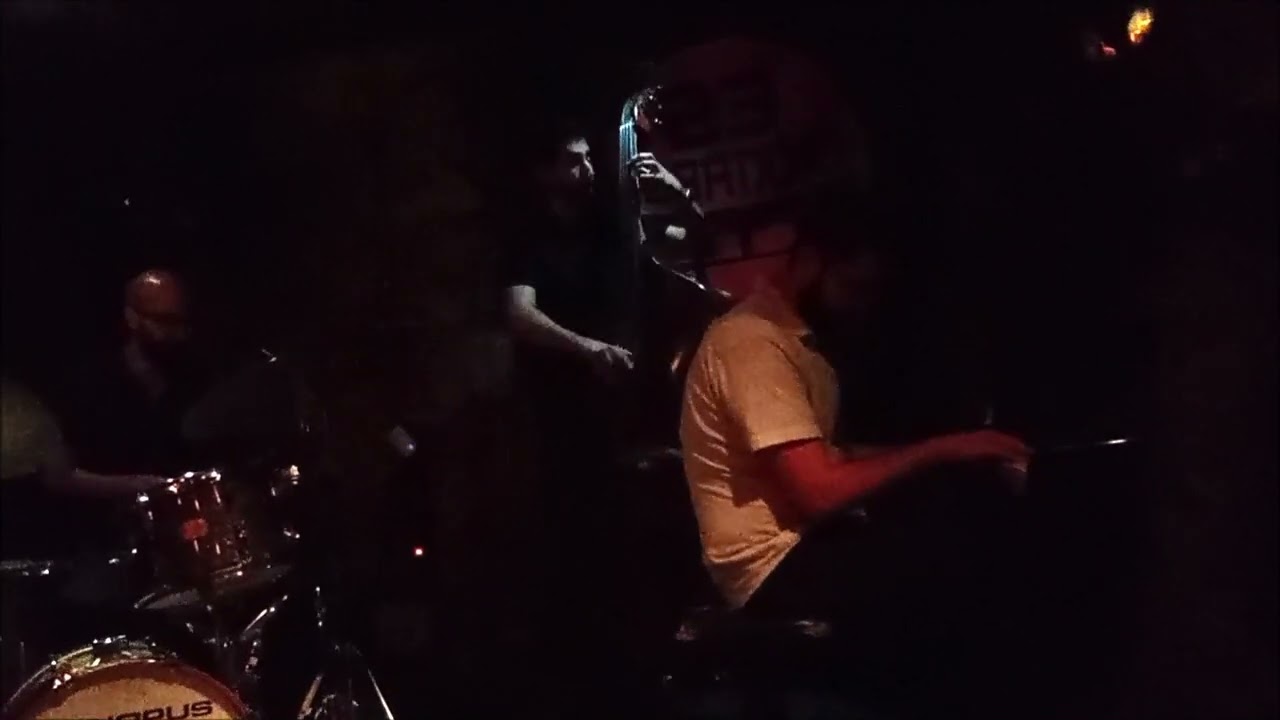 Daniel Ferruz Trio - D.Ferruz X.Castillo K.Pérez en Robadors23 junio 2024