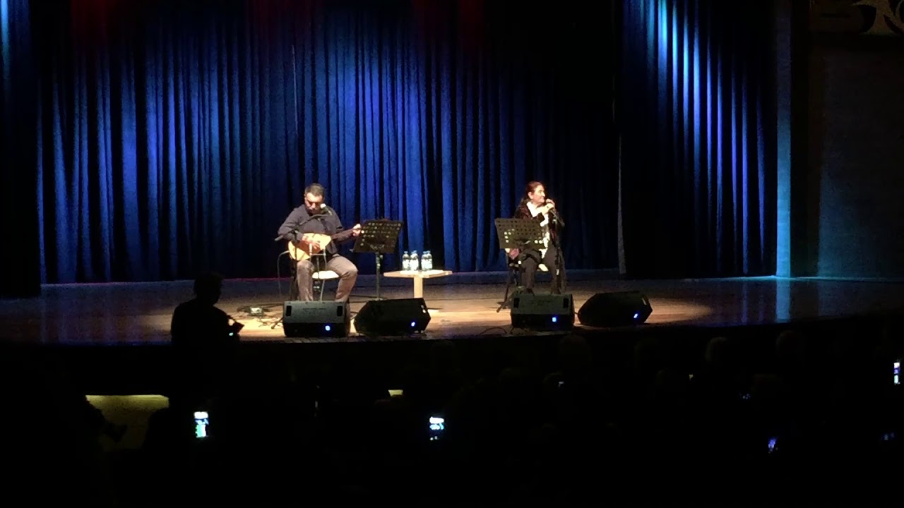 Sabahat Akkiraz & Erdal Erzincan - Ne Ağlarsın Benim Zülfü Siyahım (İzmir Konseri)
