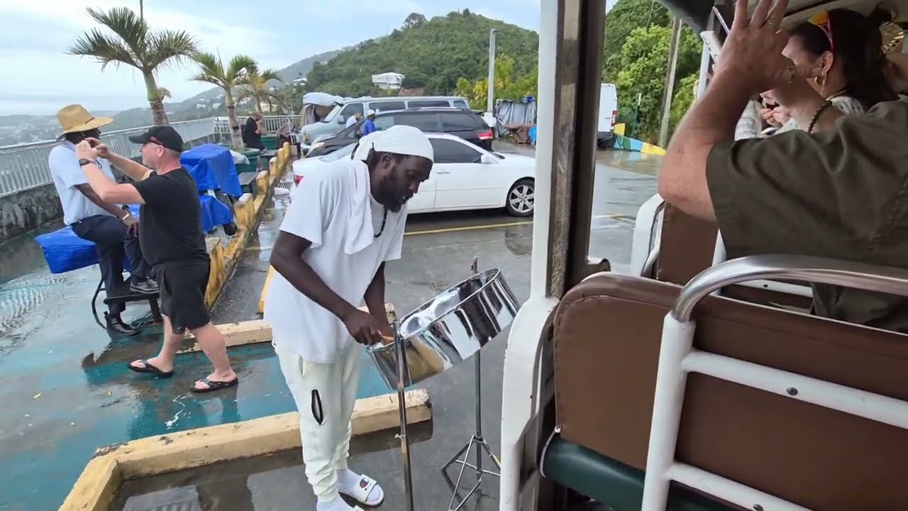 St Thomas and San Juan Bus Tours