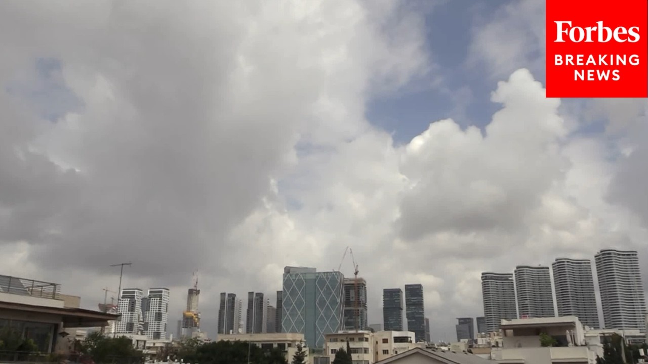 Iranian Missile Attack Triggers Sirens Across Tel Aviv, Israel