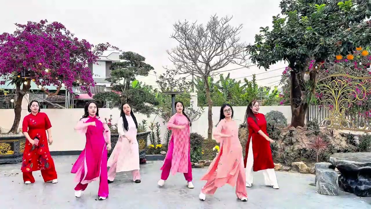 Mashup Happy new year- xuân phát tài/ Cover by Quỳnh Như 