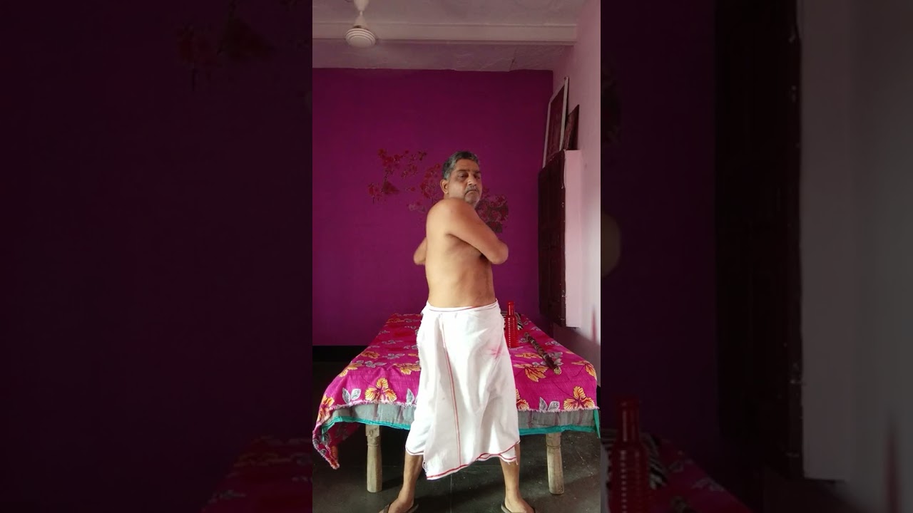 नियमित व्यायाम करें स्वस्थ रहें।