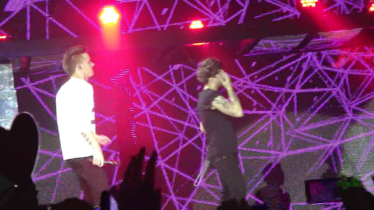 One Direction live Hallenstadion Zürich - Kiss you